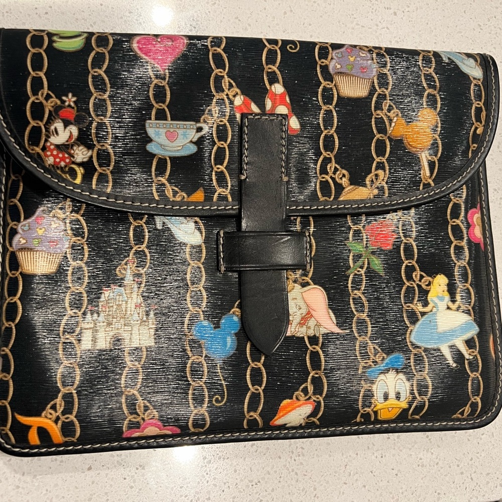 Dooney & Bourke Disney Parks Black Chains Link Folio Portfolio Ipad Case